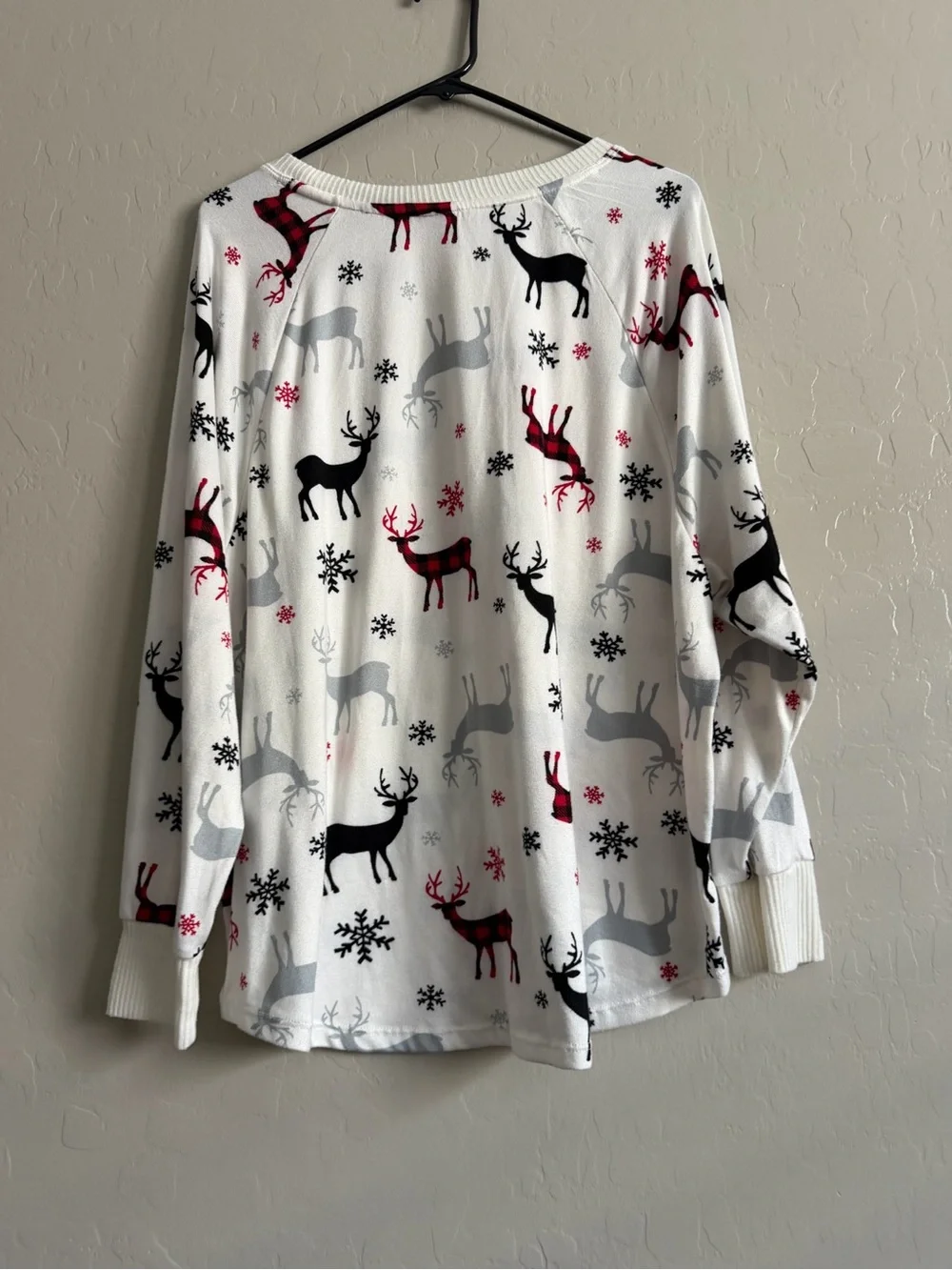 Secret Treasures White Pajama Top with Red, Black, and Gray Reindeer Print